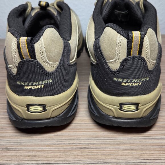 NEW!!! Skechers GOwalk Arch Fit Motley Sneaker, Green– Size: 12 Wide/M - Picture 3 of 7